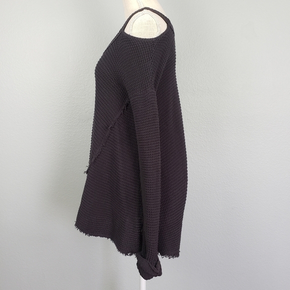 FREE PEOPLE Moonshine Cold Shoulder Sweater Charcoal XS Lagenlook Grunge Boho - Picture 5 of 8